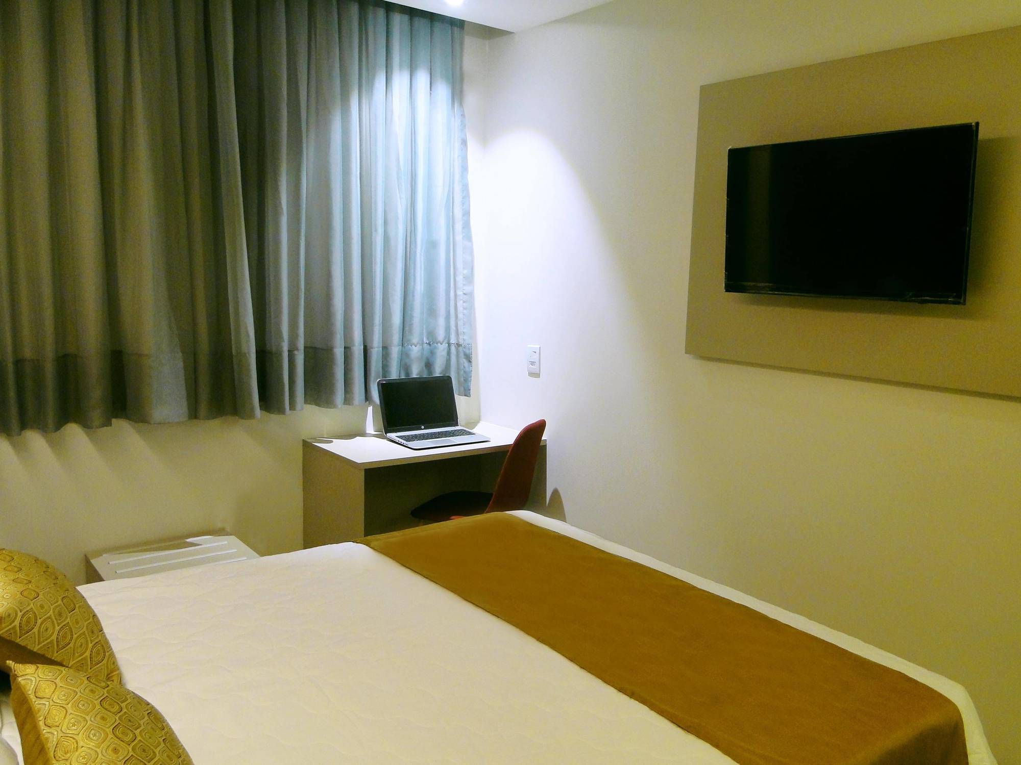 Easy Hotel Cachoeiro De Itapemirim By Atlantica Esterno foto