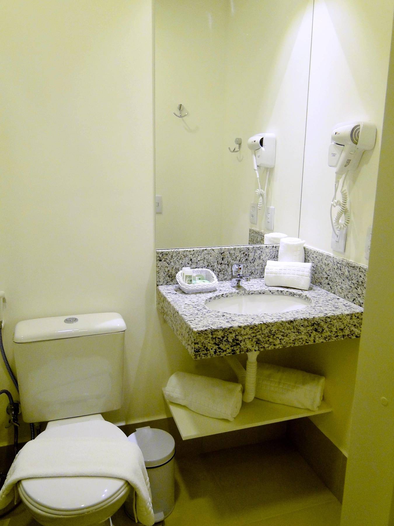 Easy Hotel Cachoeiro De Itapemirim By Atlantica Esterno foto